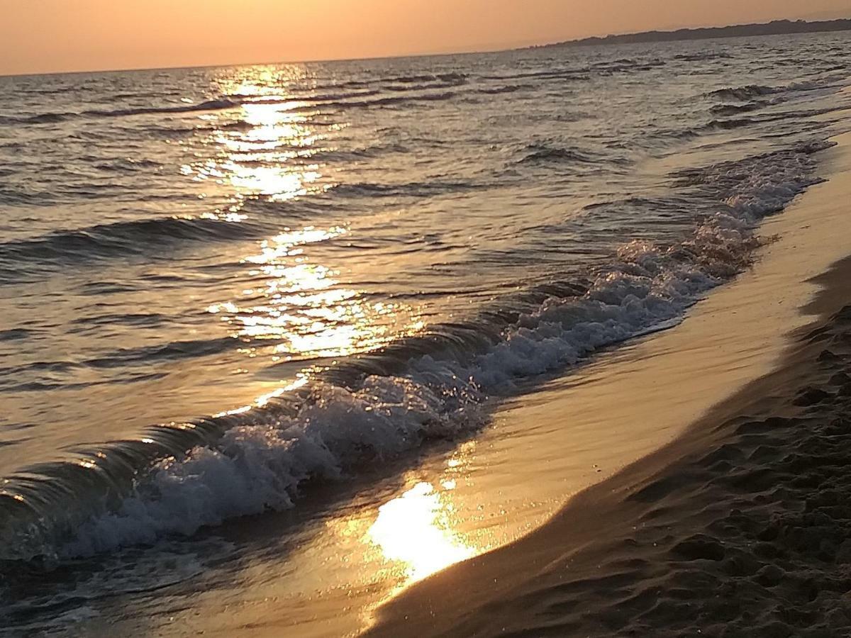 דירות פאסואוסקורו Beach House מראה חיצוני תמונה